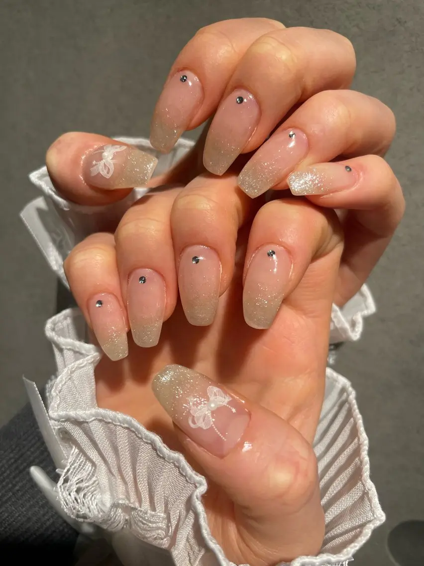 ネイル キラキラネイル リボン I-nail Moeのネイルデザイン