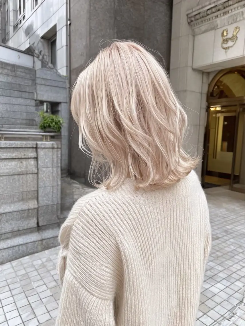 ミディアム ヘアカラー 渋谷ハイトーン ななかのヘアスタイル