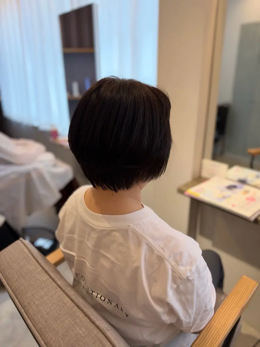 ショート 真鍋 月音のヘアスタイル