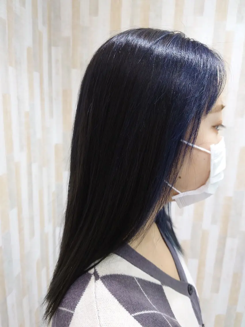 セミロング ミストバング 顔周りカット earth平塚店 間瀬亜紗里のヘアスタイル