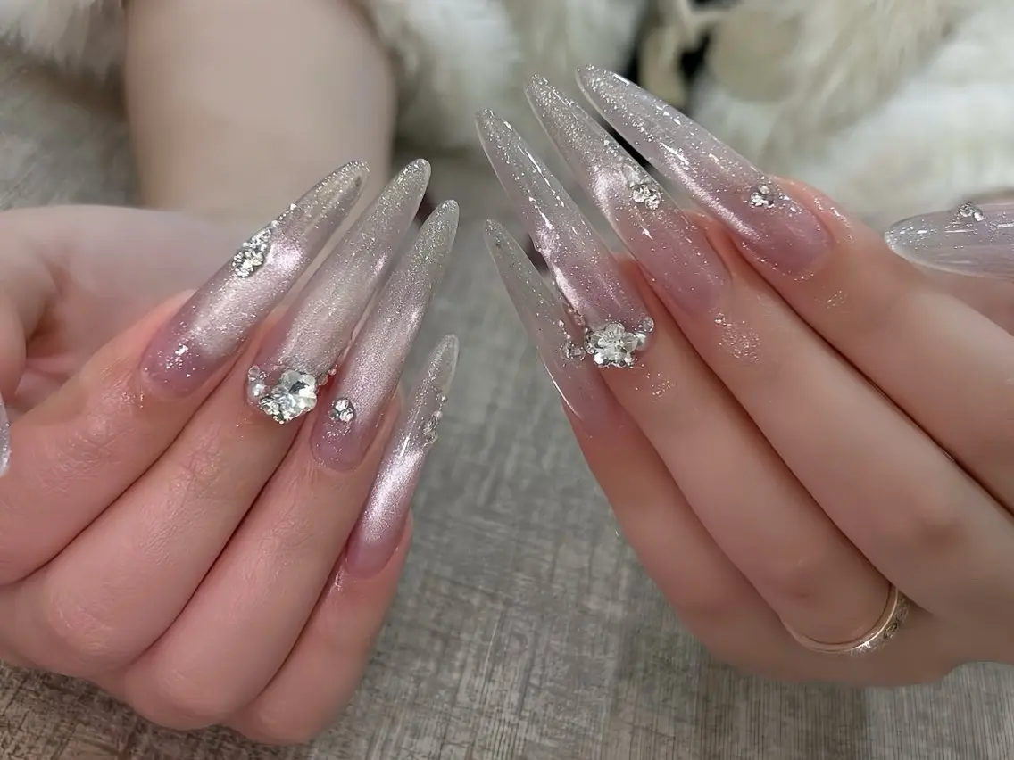 ネイル べっ甲ネイル チークネイル フラッシュネイル フラワーネイル フットネイル ハンドネイル Rin Nail Shinokuboのネイルデザイン