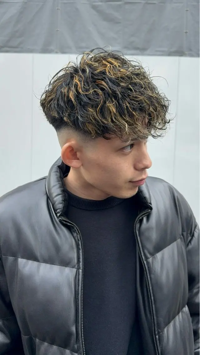 👑メンズサロンが叶える👑ご新規様カット+フルメッシュ+パーマの写真