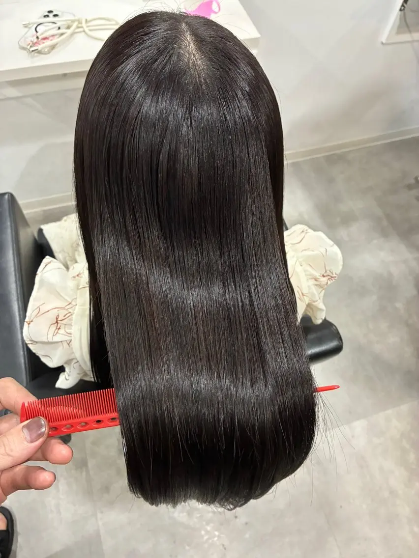 セミロング カット 縮毛矯正 トリートメント 【ブリーチ縮毛矯正】 TAKUMIのヘアスタイル