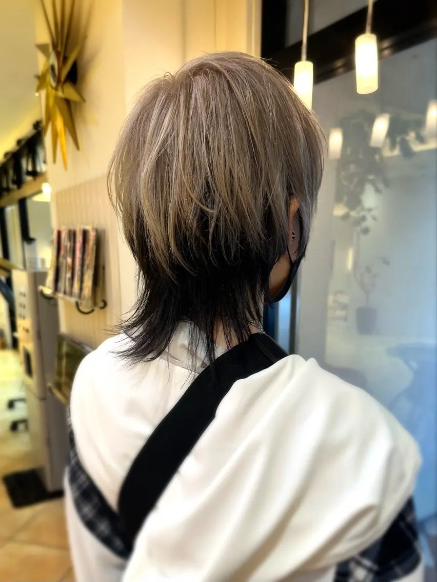 ミディアム カラー ウルフカット 小顔レイヤー💗 木村実樹のヘアスタイル