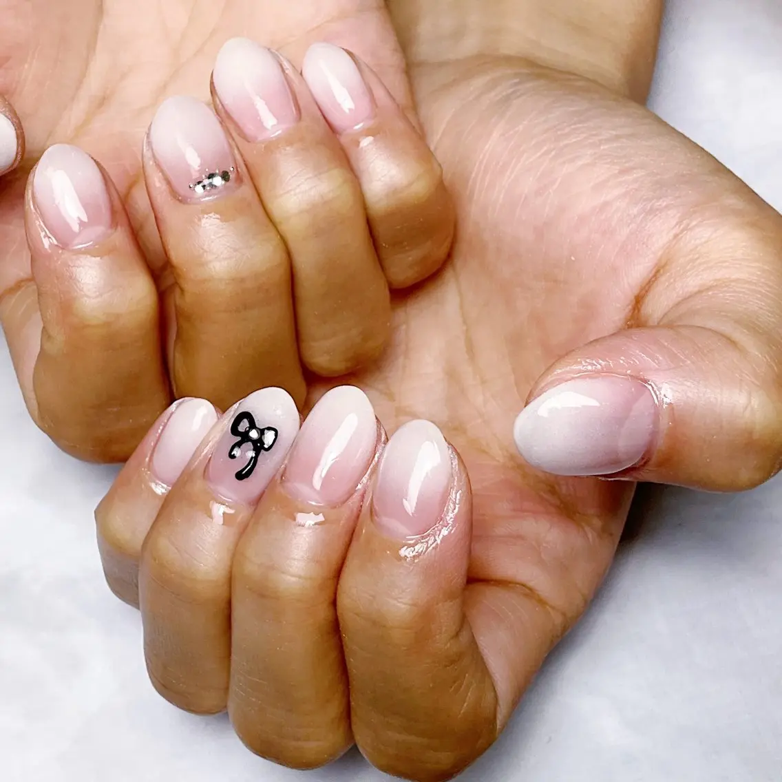 ネイル ハンドネイル 🍭Yun nail hyejin🌸のネイルデザイン