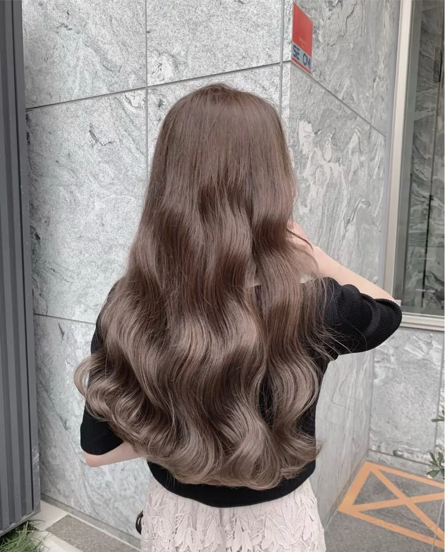 ロング カラー ユナ .難波駅徒歩5分のヘアスタイル
