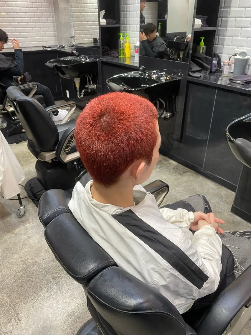 ショート カラー メンズ レッドカラー カット ヘアカラー メンズ専門美容師 BORDO/神谷のヘアスタイル