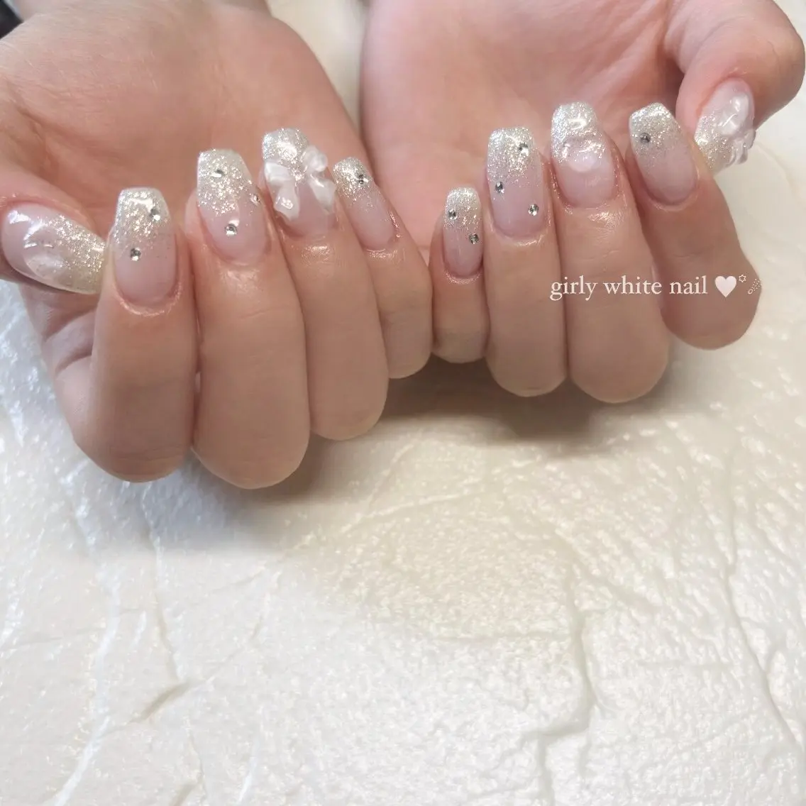 ネイル ストーンネイル Dahlia ┊︎ririkaのネイルデザイン