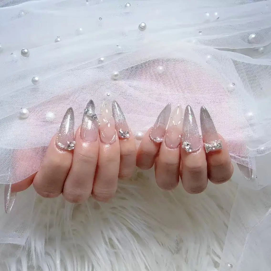 ネイル ENsalon AKIRAのネイルデザイン