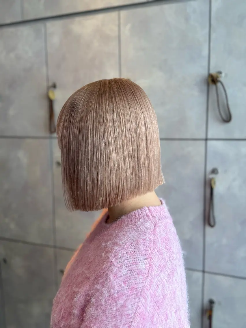 ミディアム カラー ヘアカラー トリートメント ヘアセット 🎀ハイトーン・艶 カラー HANA🎀のヘアスタイル