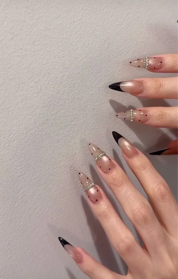 ネイル アートネイル 長さ出し ジェルネイル キラキラネイル 韓国ネイル kana nailのネイルデザイン