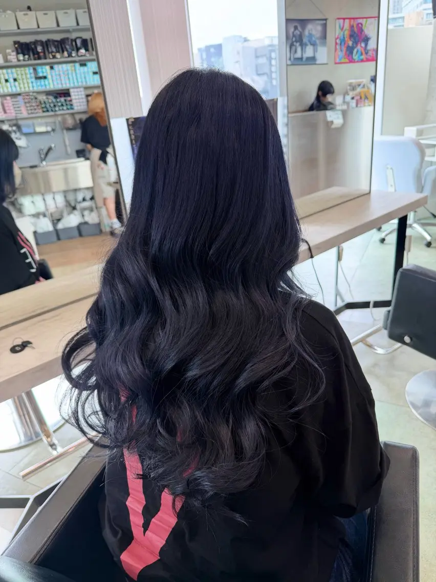 ロング ヘアカラー トリートメント 似合わせカット/ デザインカラー🦄のヘアスタイル