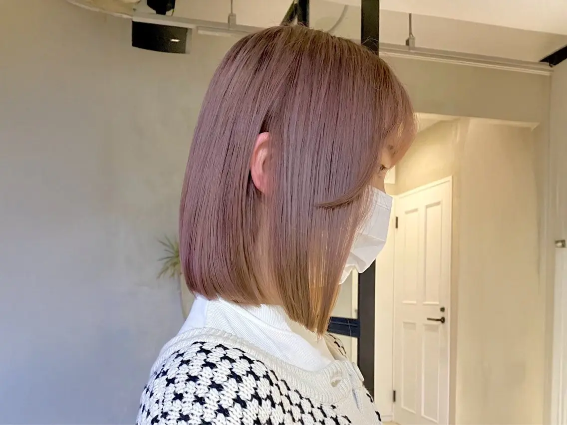カラー 塔尾 真那のヘアスタイル