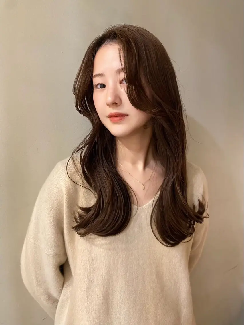 ロング siki kanahaのヘアスタイル