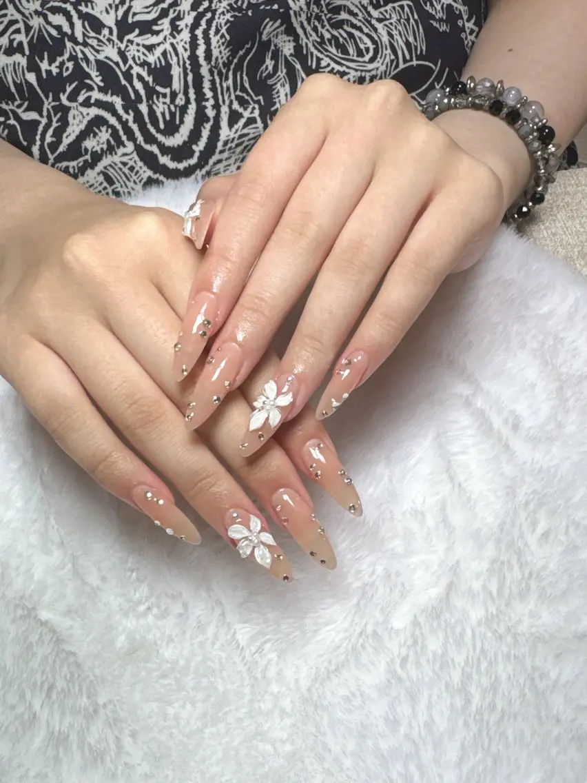 ネイル ハンドネイル U.mi Nail Salonのネイルデザイン