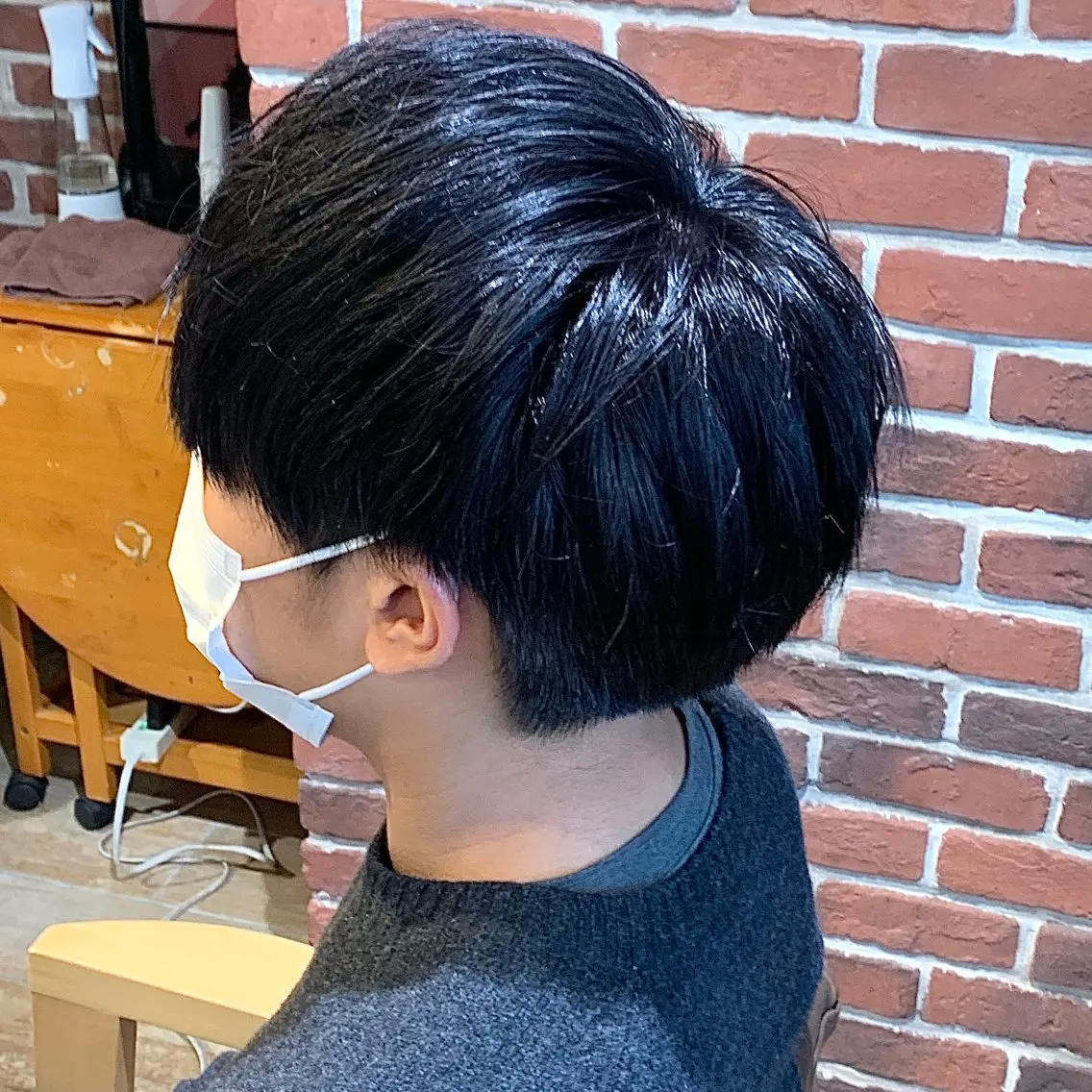カラー メンズ メンズブリーチ 黒髪 ブリーチ ブルーカラー ブルーブラック 実績のメンズパーマ/ スナップフォト見てねのヘアスタイル