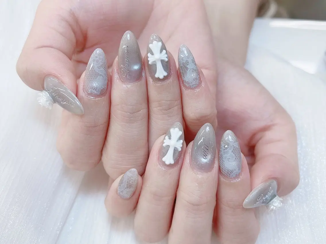 ネイル チークネイル 成人式 フレンチネイル グラデーション 氷ネイル・うるうるネイル ハンドネイル DUO MI nail salonのネイルデザイン