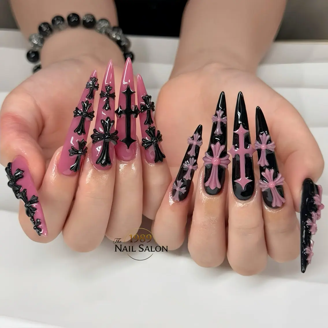 ネイル ロングネイル スーパーロングネイル ハンドネイル The 1989 Nail Salonのネイルデザイン
