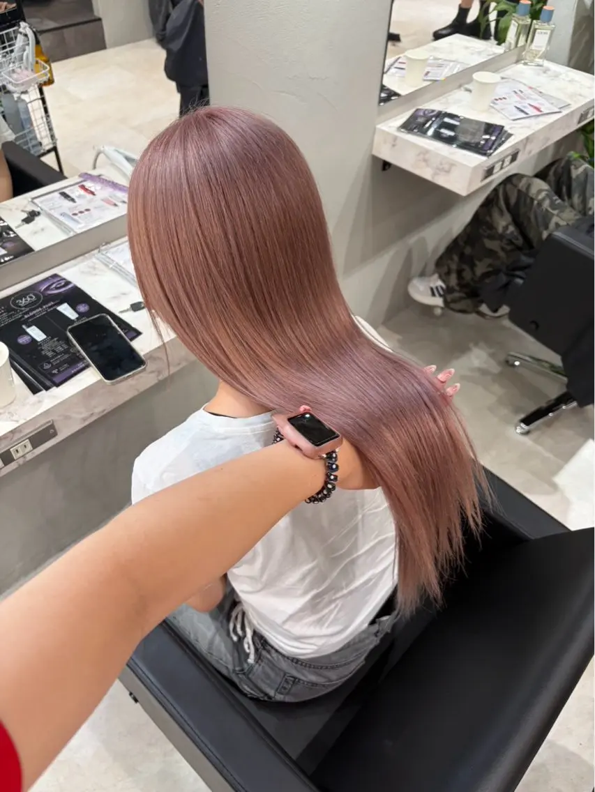 ロング カラー ユウキ Yuukiのヘアスタイル