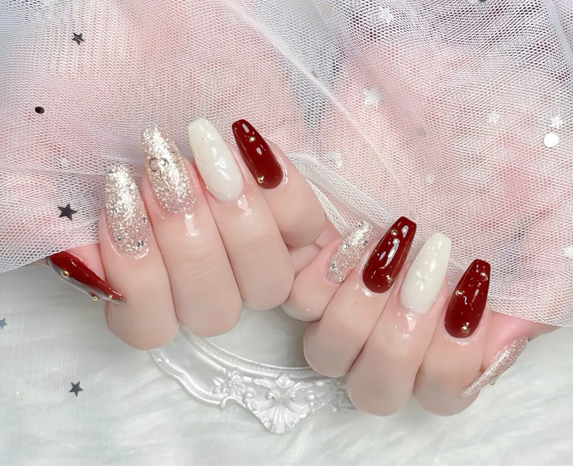 ネイル チークネイル 長さ出し フレンチネイル ジェルネイル グラデーション ハンドネイル THANHTHANH NAILのネイルデザイン