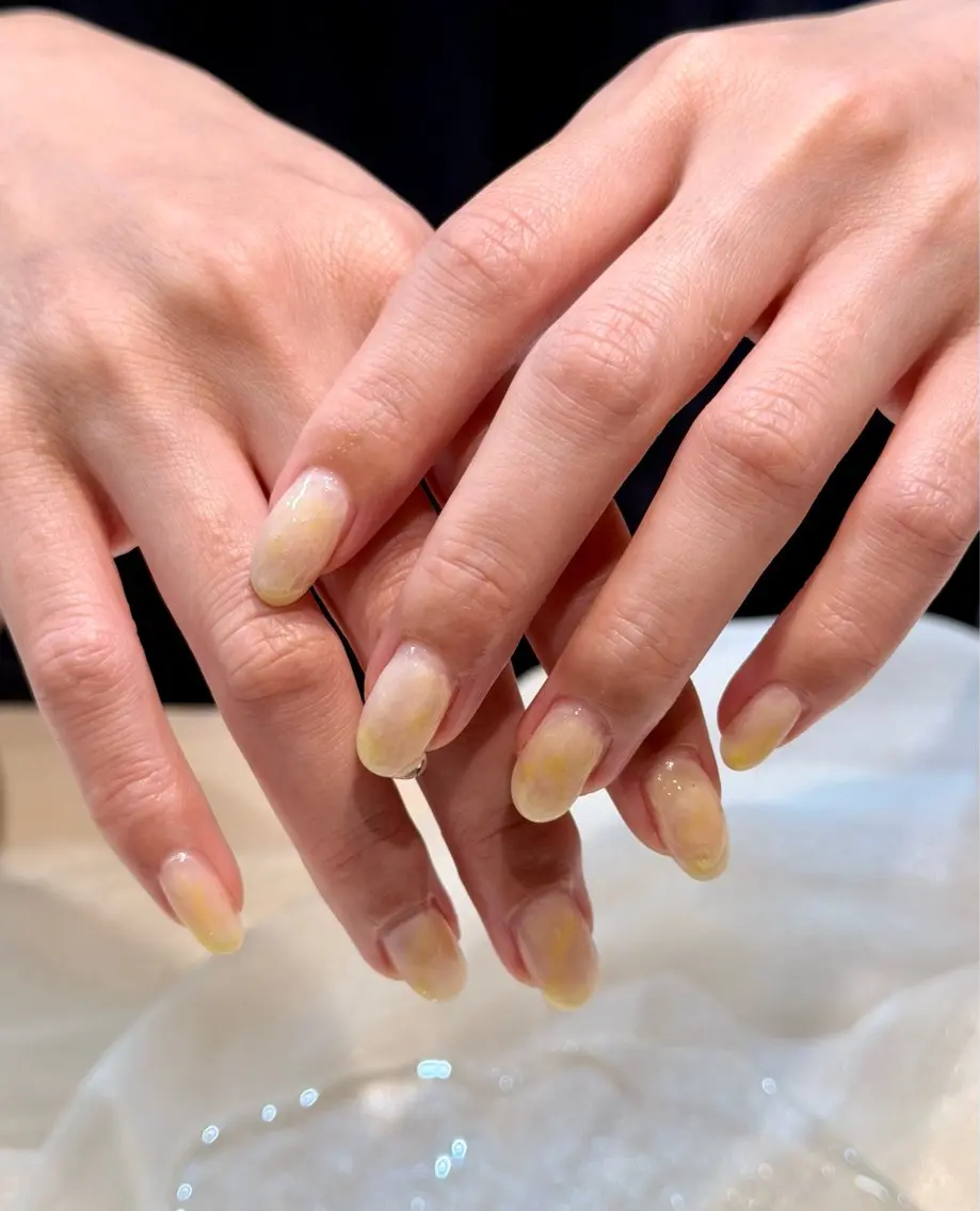 ネイル ニュアンスネイル 黄色 kako🐹 Lien市川店のネイルデザイン