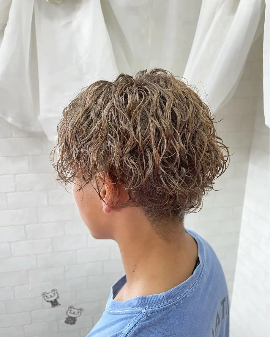ショート カラー メンズ メンズハイトーン メンズパーマ ハイトーンカラー カット ヘアカラー 堀一樹/ メンズヘア/パーマのヘアスタイル