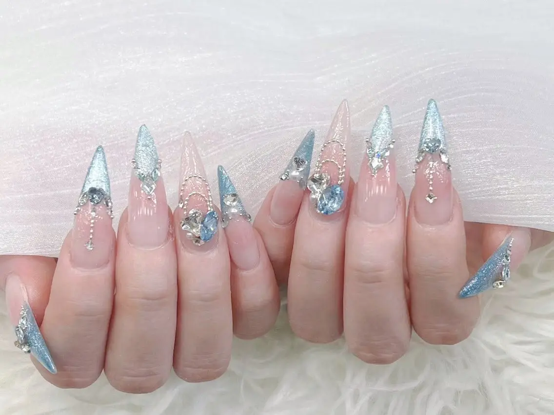 ネイル 成人式 マグネットネイル 大理石ネイル(マーブル) リボン 夏ネイル ハンドネイル MoMoA Nail ネイル長さ出し専門店のネイルデザイン