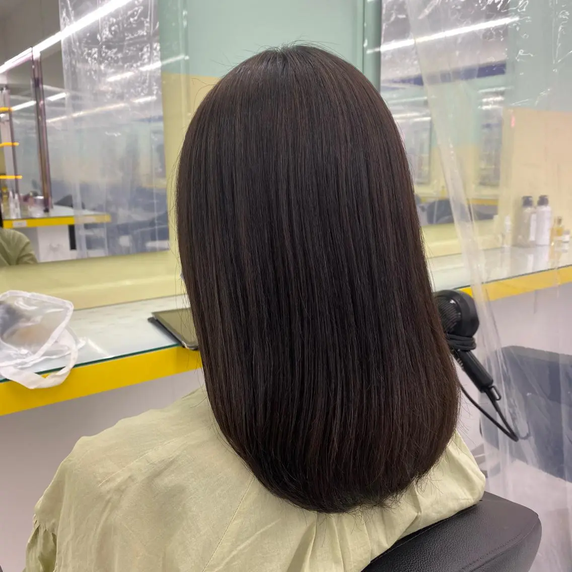 セミロング カラー ヘアアレンジ ヘアカラー トリートメント mai🍑暖色カラー /レイヤー💖のヘアスタイル