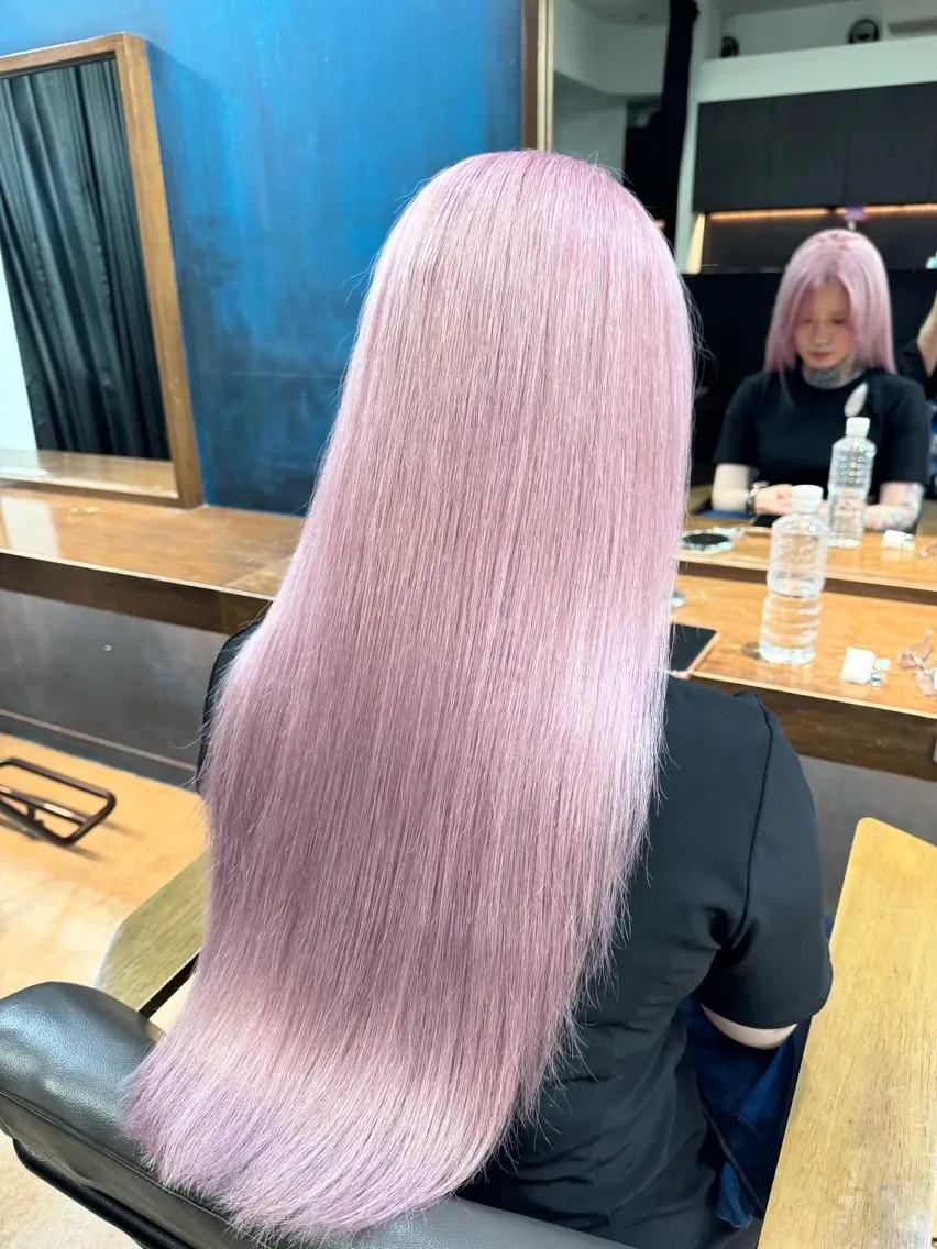 カット➕ケアブリーチ(一回)➕スタンダードトリートメントの写真