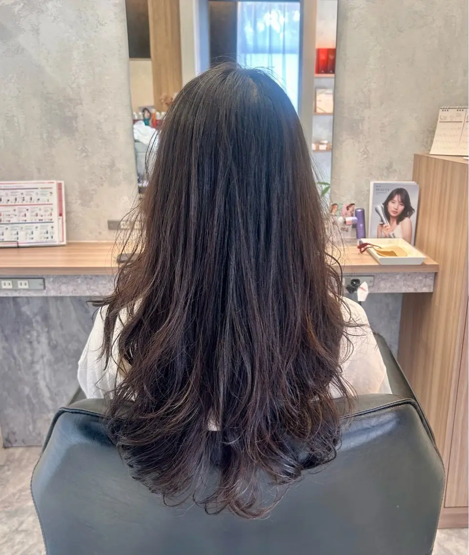 ロング パーマ レイヤーカット roan宗像店 Megumiのヘアスタイル