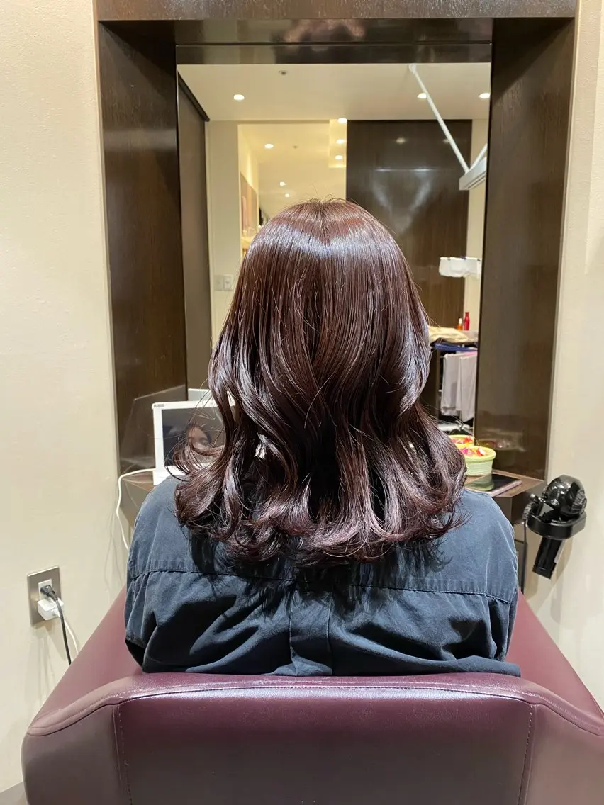 ミディアム カラー カット ヘアカラー h Blanche 丸山 稚葉のヘアスタイル
