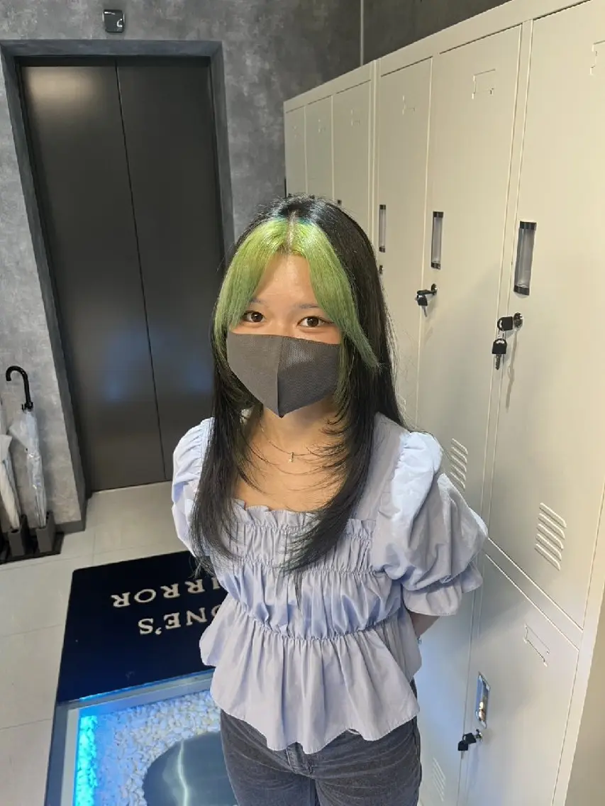 カラー ロング ヘアカラー トリートメント ヘアセット 地雷系🎀ハイトーン 💙荒川結星のヘアスタイル