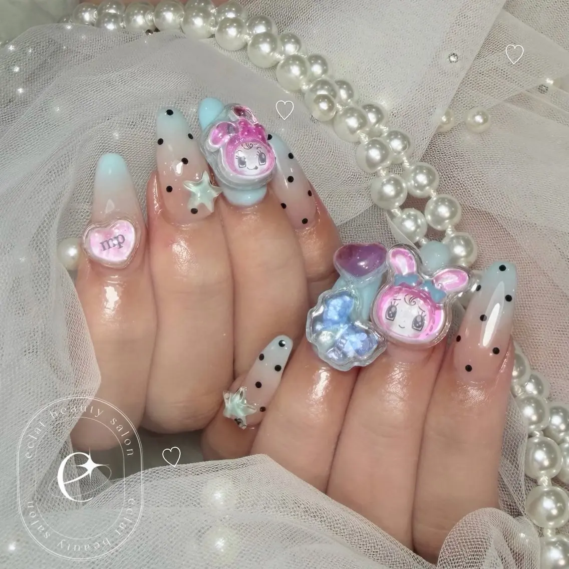 ネイル 持ち込み ハンドネイル eclat Kaedeのネイルデザイン