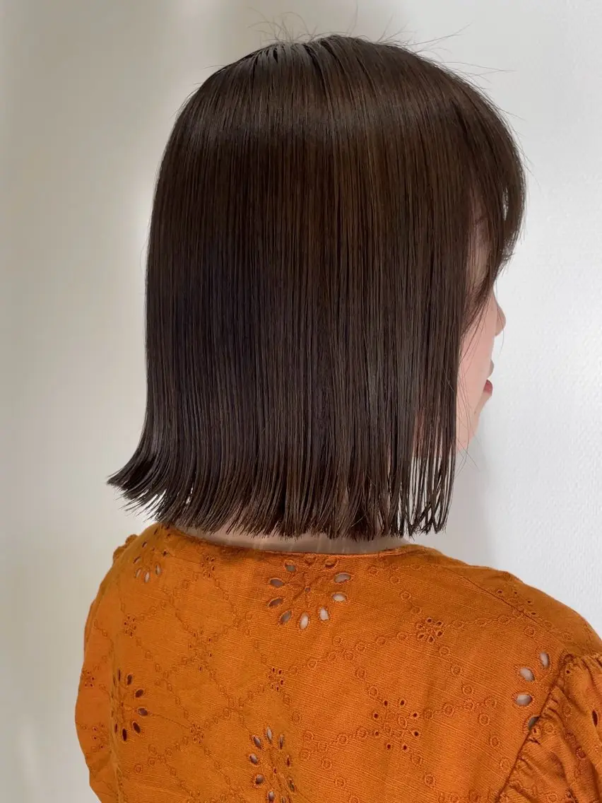 ミディアム カラー カット ヘアカラー ベージュ系カラー ボブカット🫧のヘアスタイル
