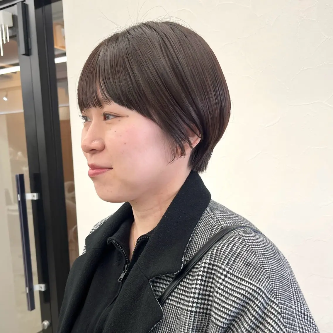 ショート カラー 丸みショート ブリーチ ブリーチなしカラー ボブ 髪質改善 カット ヘアカラー トリートメント 初めてのショート お任せください✂️のヘアスタイル