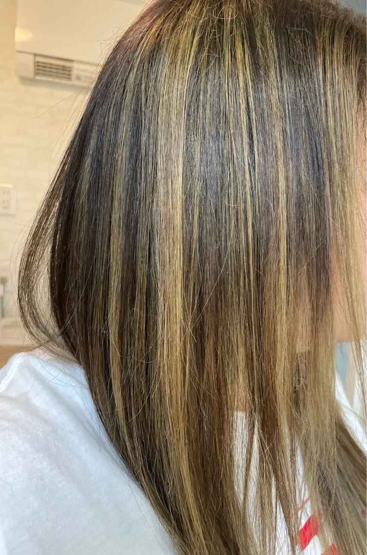 ロング ハイライト カット ヘアカラー イシカワ ユウタのヘアスタイル