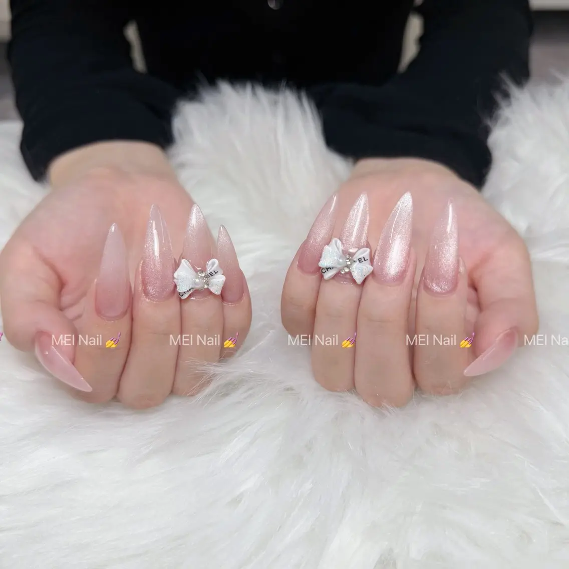 ネイル フレンチネイル キラキラネイル 韓国ネイル シンプルネイル ワンホンネイル ハンドネイル MEI Nailのネイルデザイン