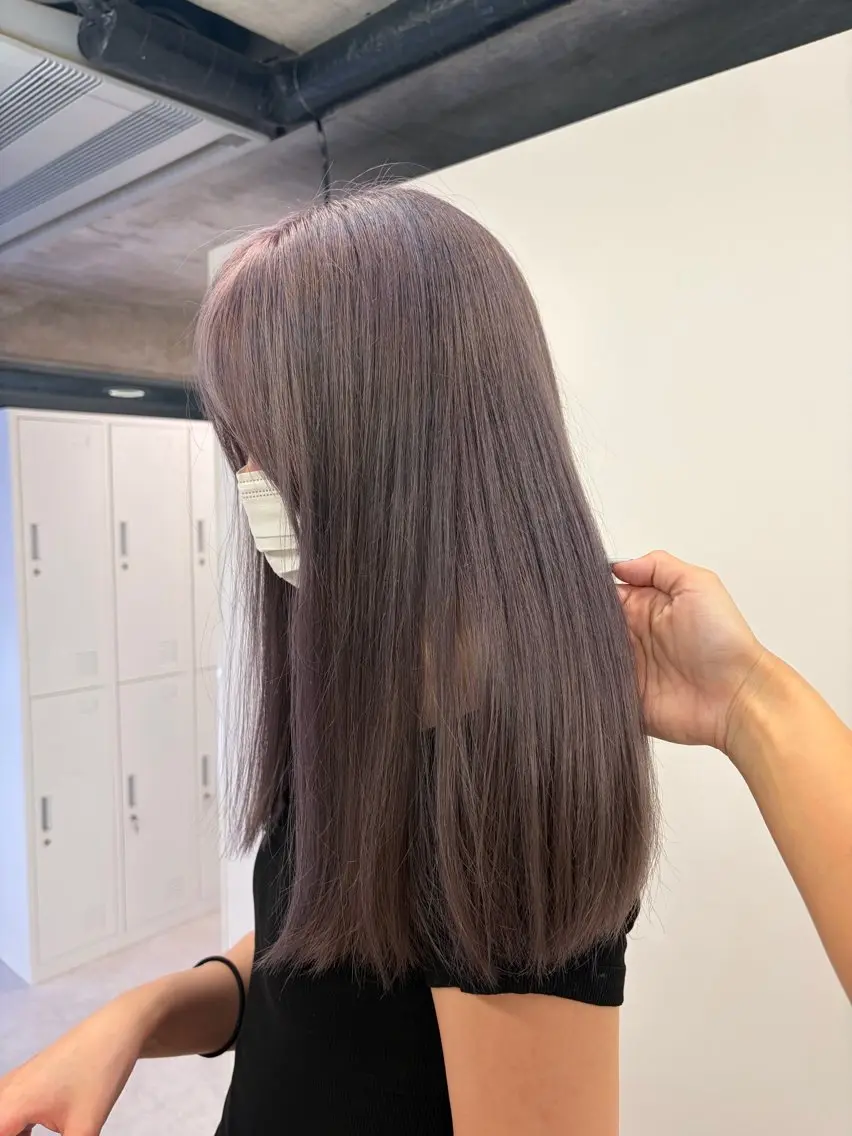 セミロング カラー カット ヘアカラー カラー/エクステ 🤍ルナのヘアスタイル