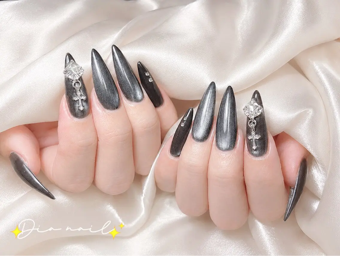 ネイル フットネイル 韓国ネイル レース マグネットネイル ニュアンスネイル ハンドネイル Dia nail サロンのネイルデザイン