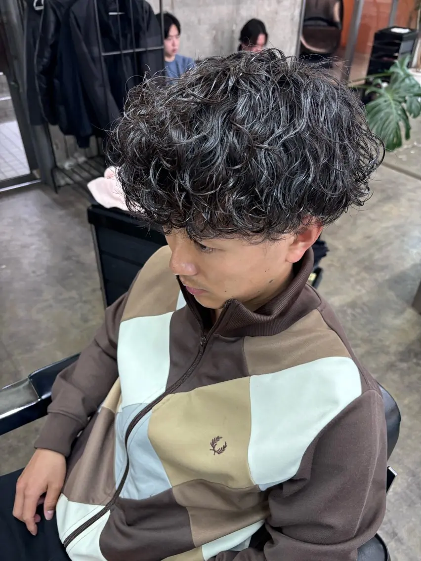 パーマ メンズ カット パーマ トリートメント 土岐/メンズ専門 パーマ特化美容師🌀のヘアスタイル