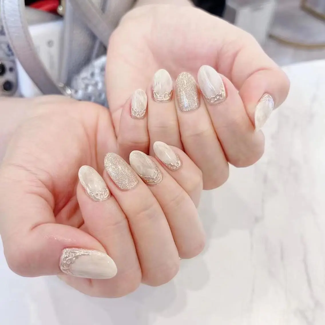 ネイル ハンドネイル MoonNail ユリ🌸のネイルデザイン