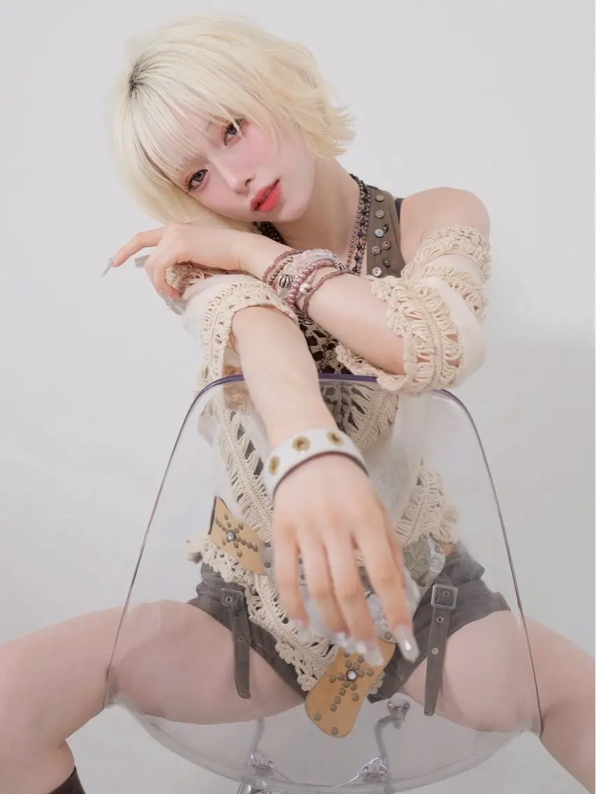 ショート カラー 菅原 明日真のヘアスタイル