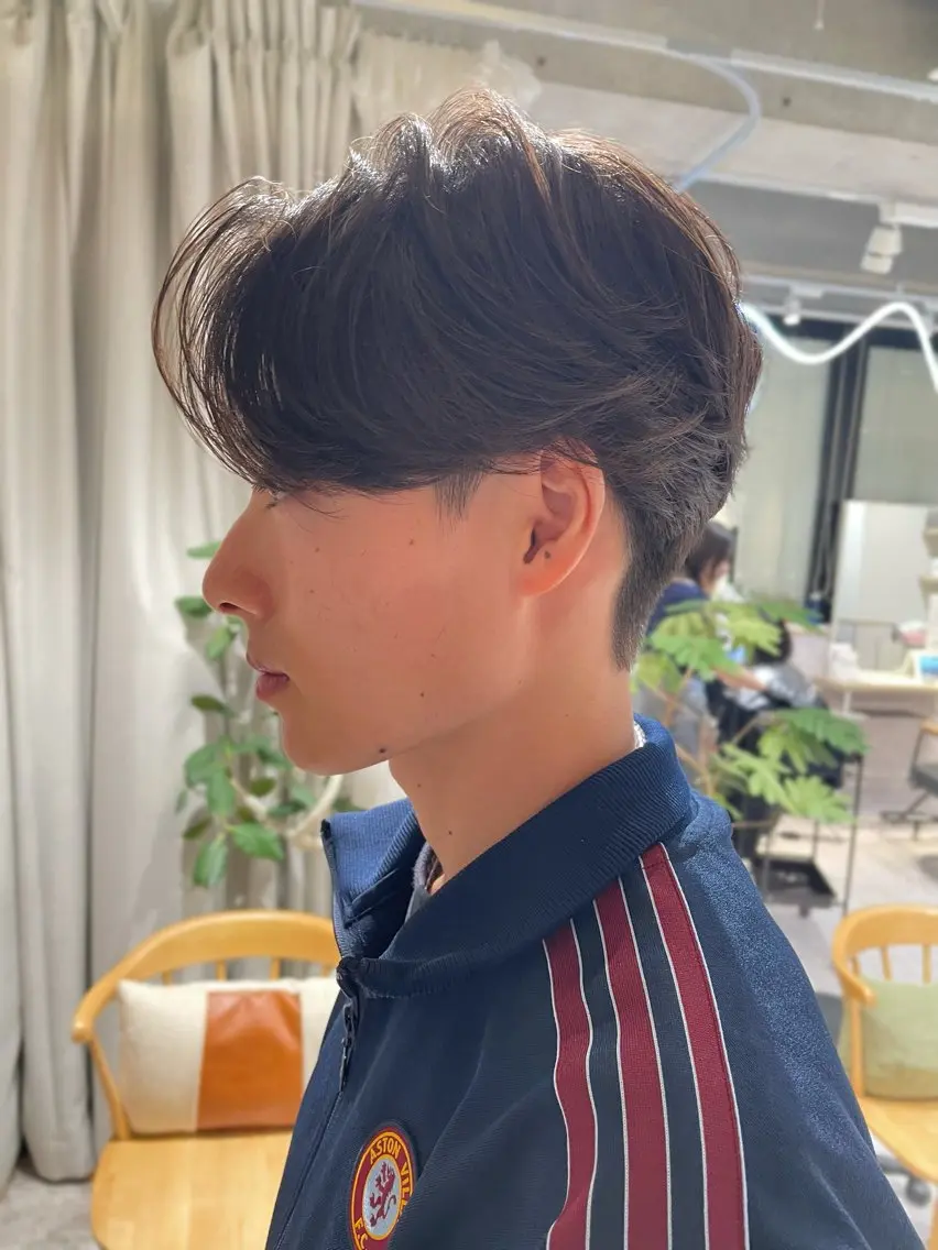 ロング カット 関谷 勇気のヘアスタイル