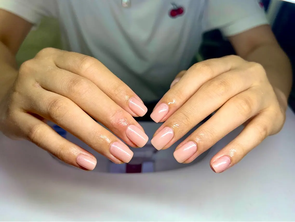 ネイル ボルドー ブラウン チークネイル ドット フットネイル ハンドネイル ハンドケア VAN NAIL SALON海老名店のネイルデザイン