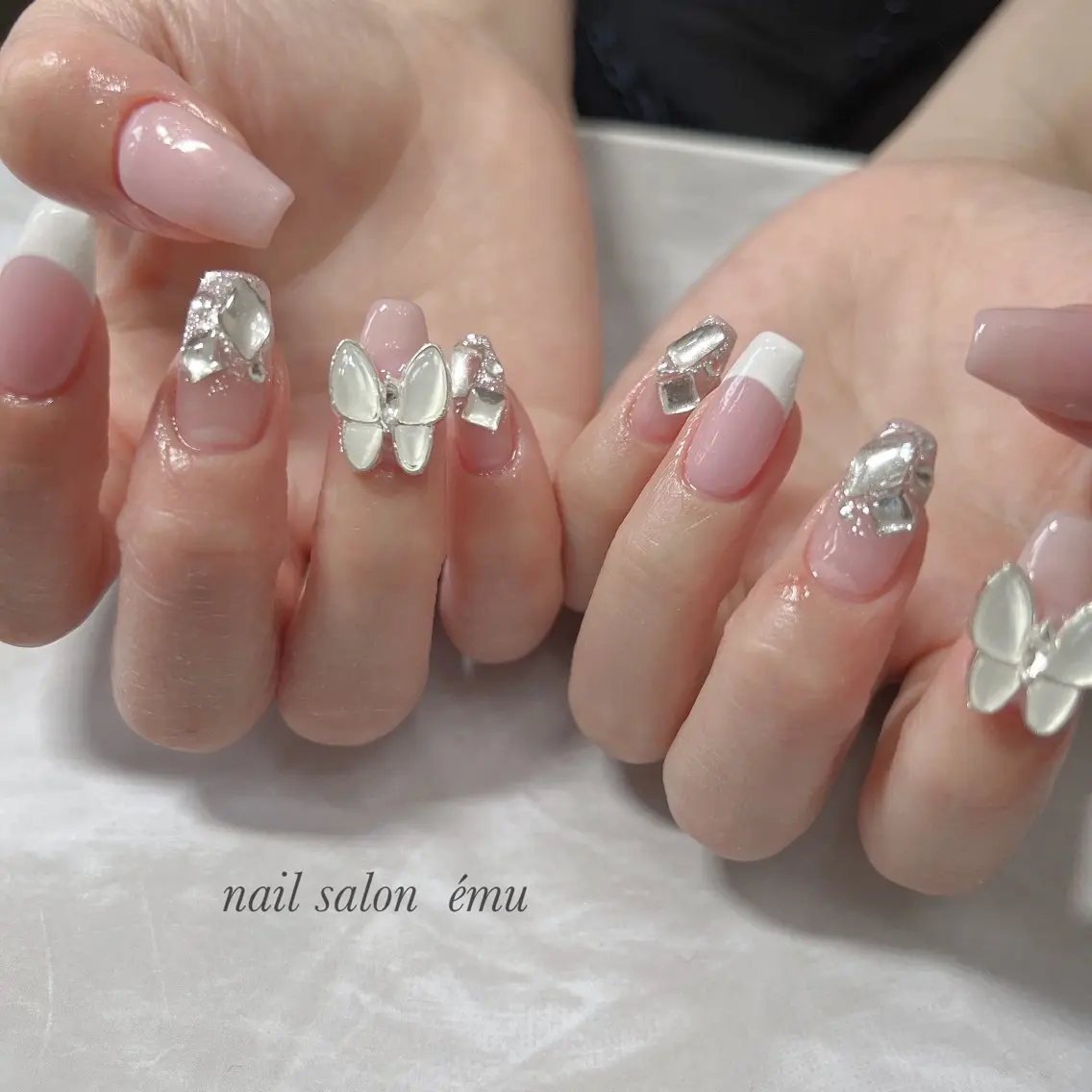 セミロング ハンドネイル nail salon émuのネイルデザイン