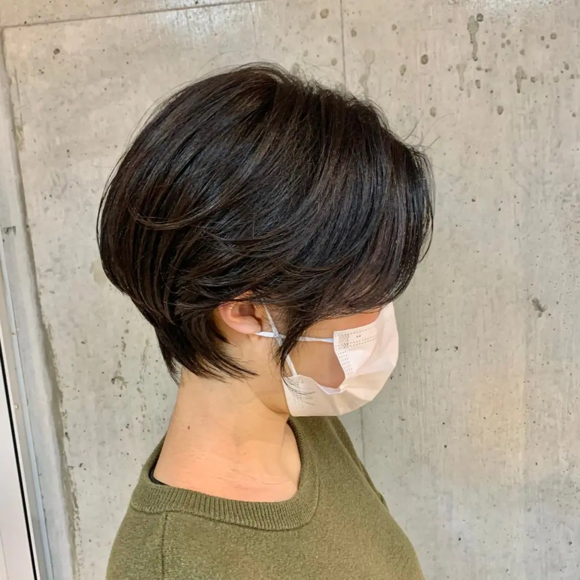 ショート カラー ショートボブ アッシュ ベージュカラー ブリーチ ケアブリーチ コバヤシ リョウのヘアスタイル