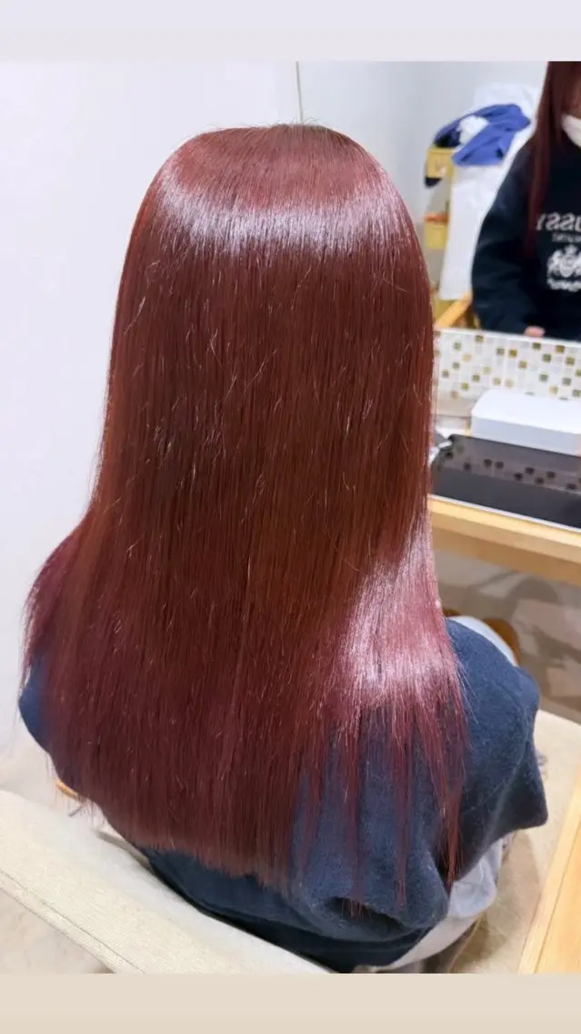 カラー Gigi Ichiruのヘアスタイル