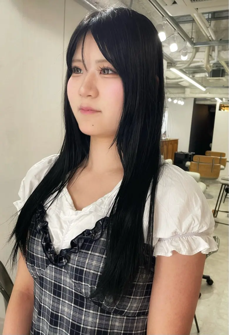 ロング カラー 黒髪 ブルーカラー ブルーブラック 透明感カラー カット ヘアカラー トリートメント 自然な縮毛矯正/ メンズtatsukiのヘアスタイル