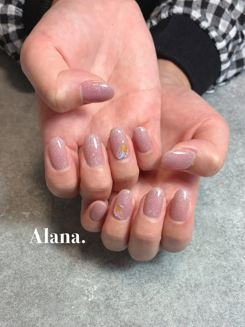 ネイル アートネイル ラメ(グリッター) ワンカラーネイル ハンドネイル --Alana.-- yukiのネイルデザイン