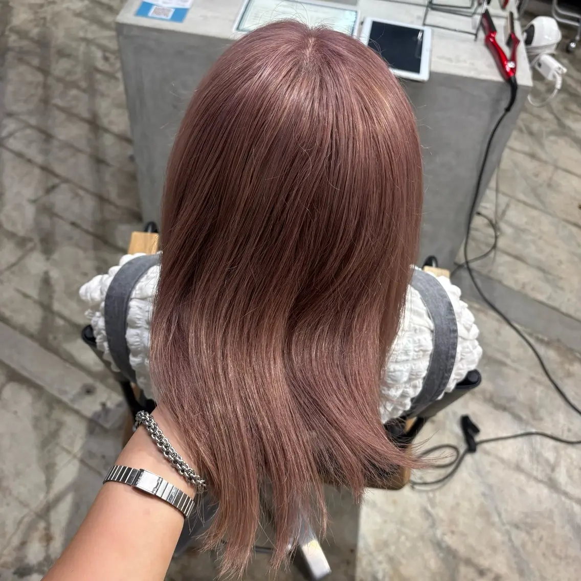 ロング カラー 山本 彩美香のヘアスタイル